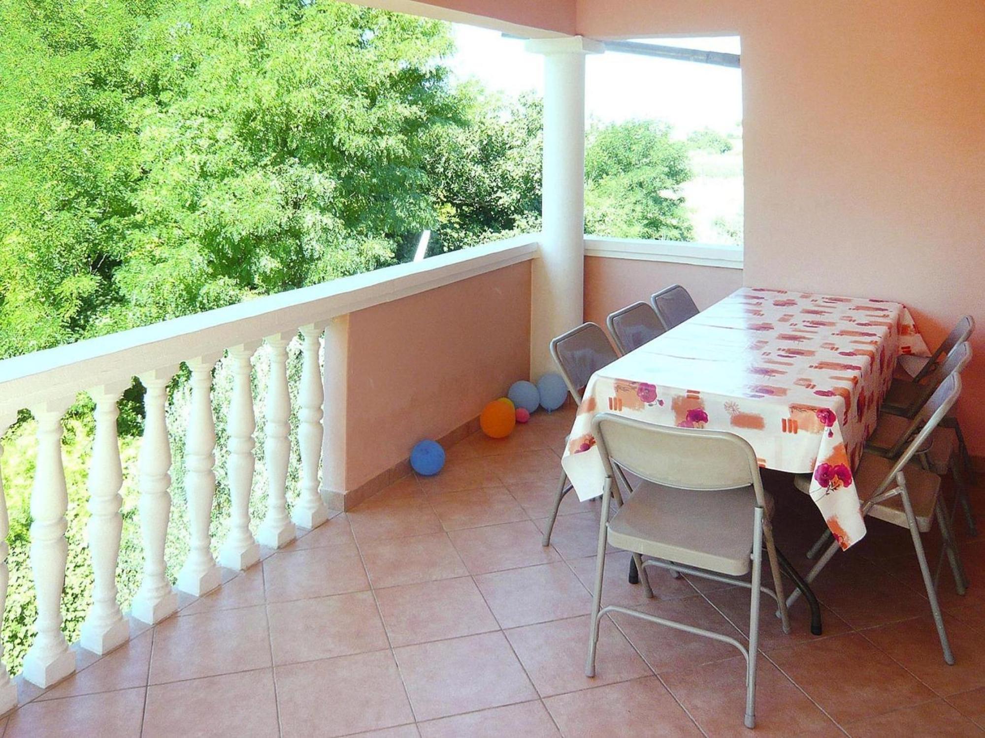 Apartments Ljilja In Privlaka, Near Sandy Beach プリヴラカ エクステリア 写真